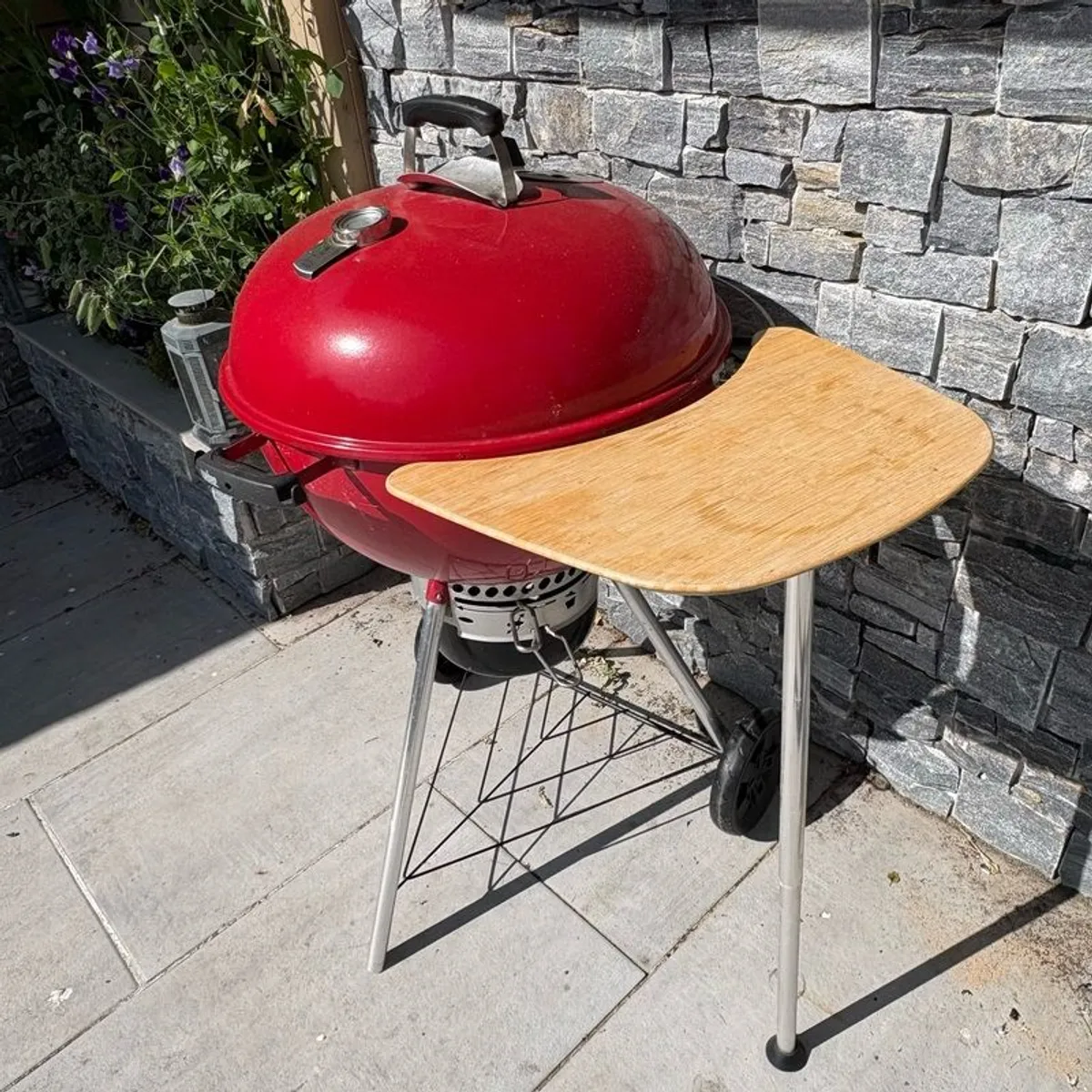 Weber charcoal bbq and Weber side table - Image 3