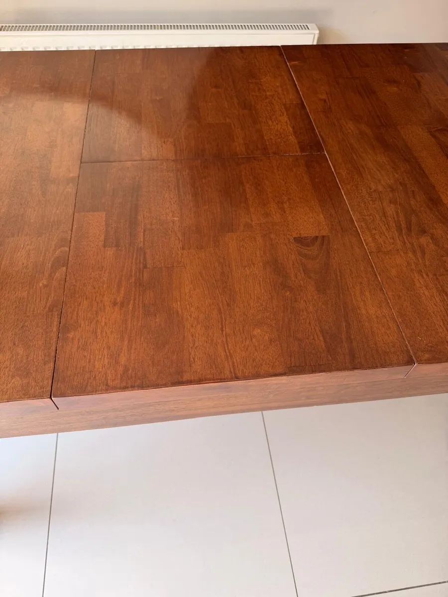 Table and  8 free chairs - Image 4