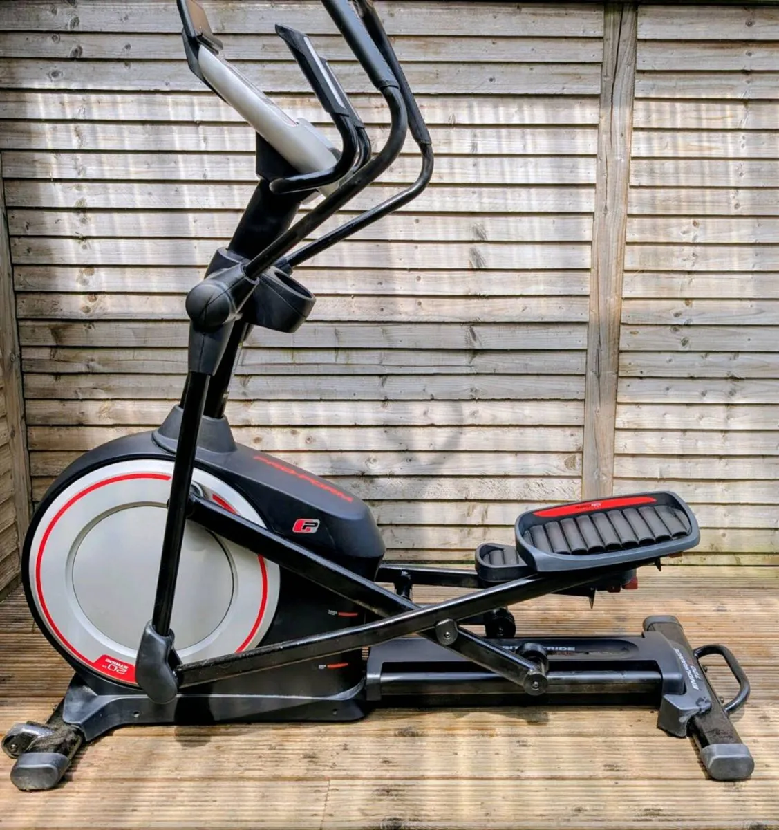 York Fitness Endurance 720E cross trainer - Image 4