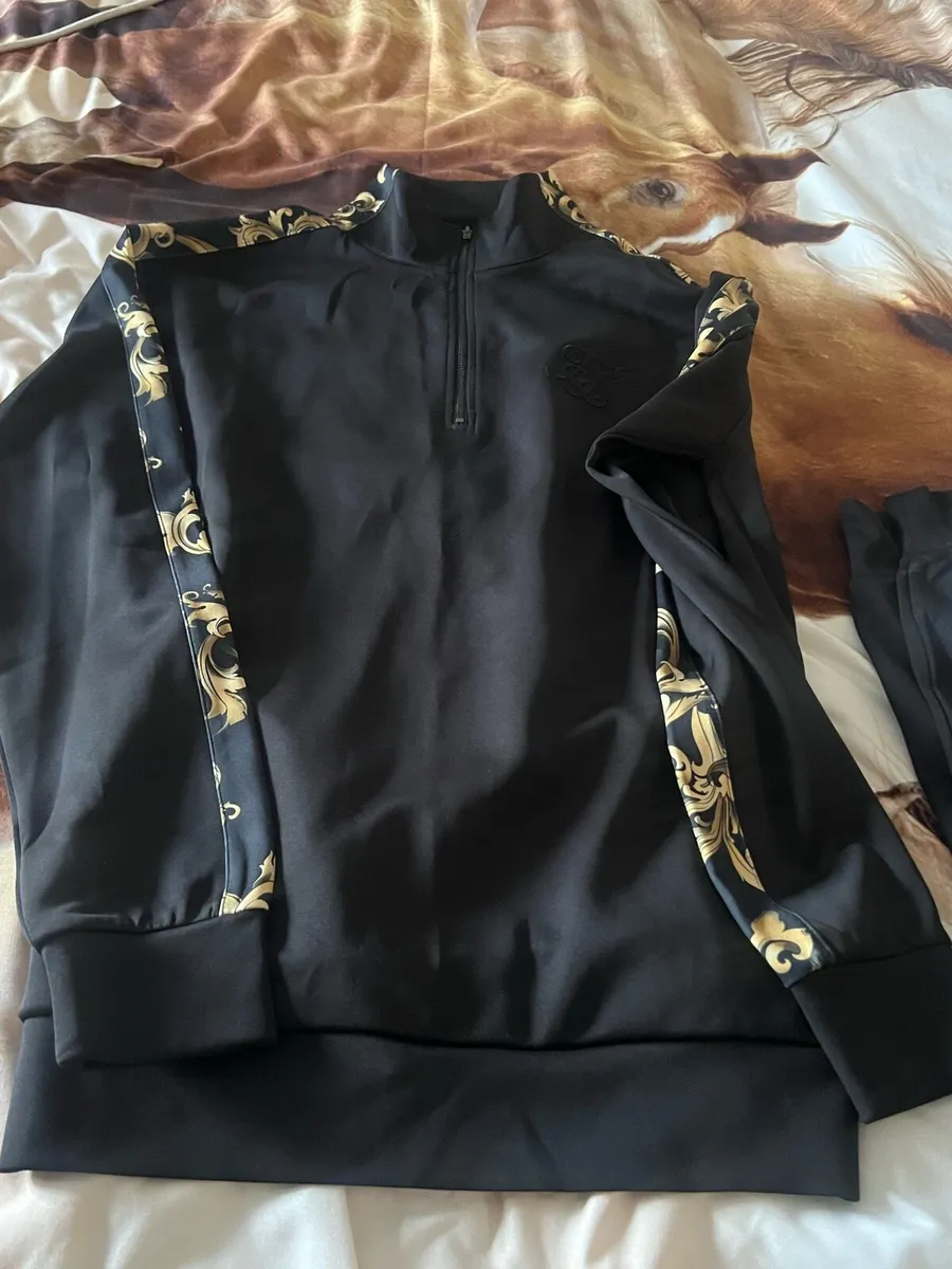 Mens BNWT tracksuit size M €30 - Image 4