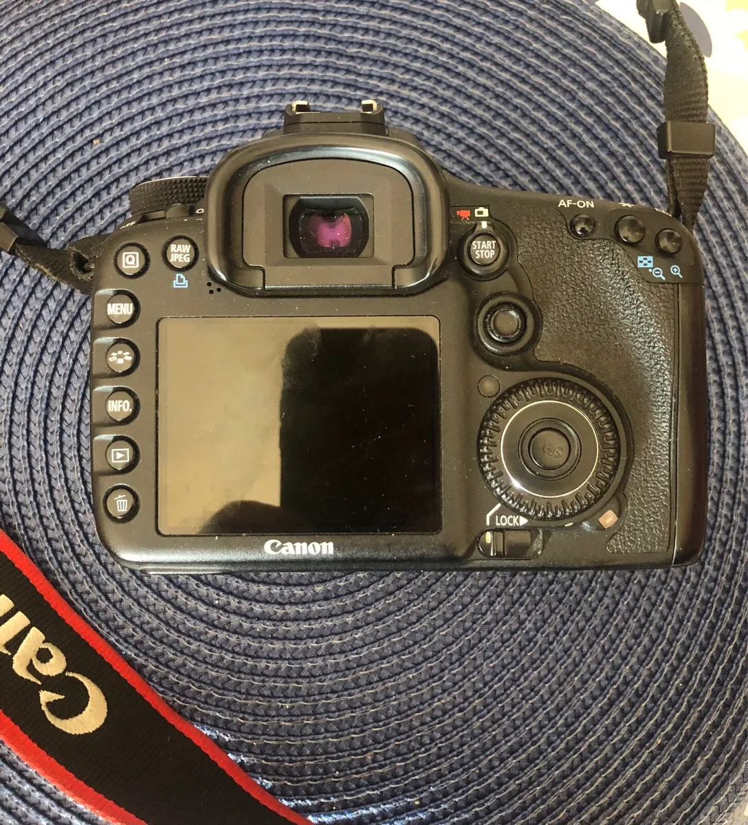 Canon camera - Image 3