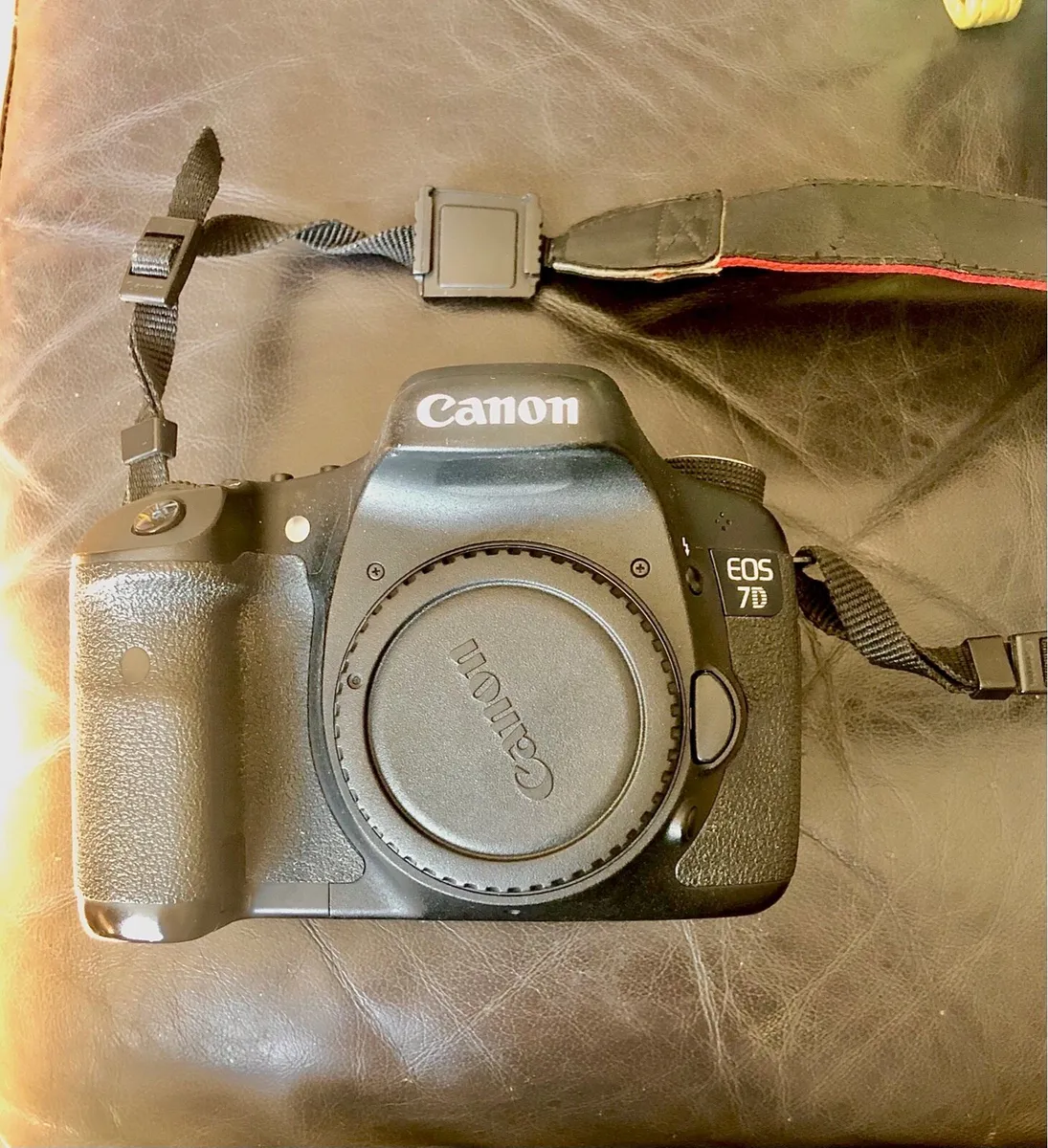 Canon camera - Image 4