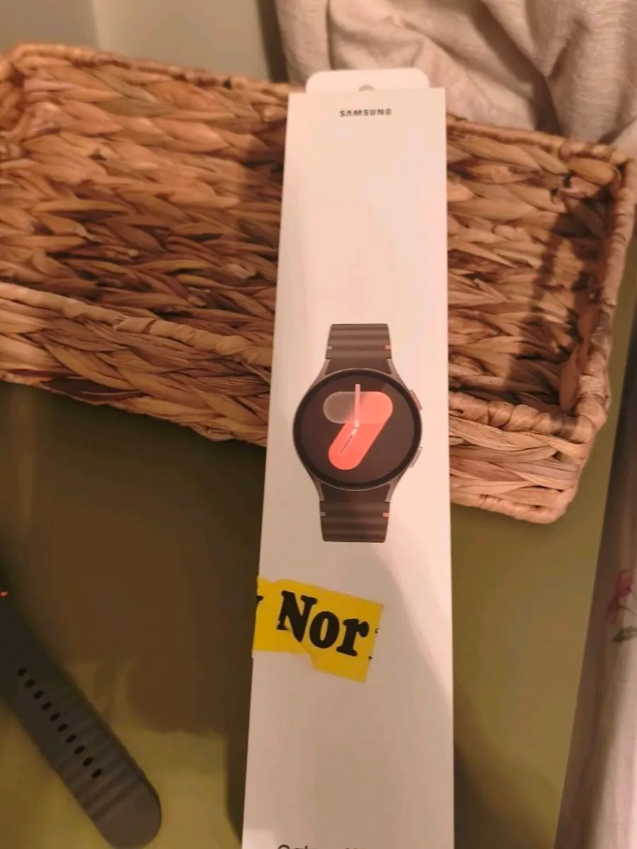 Samsung Galaxy Watch 7 - Image 4