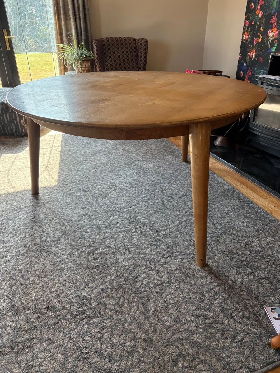 Kitchen table - Image 4