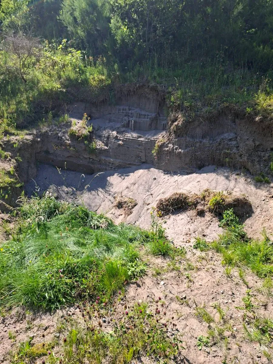 Hill of Sand - Image 2