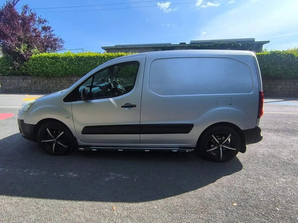 Peugeot Partner 2013 - Image 1