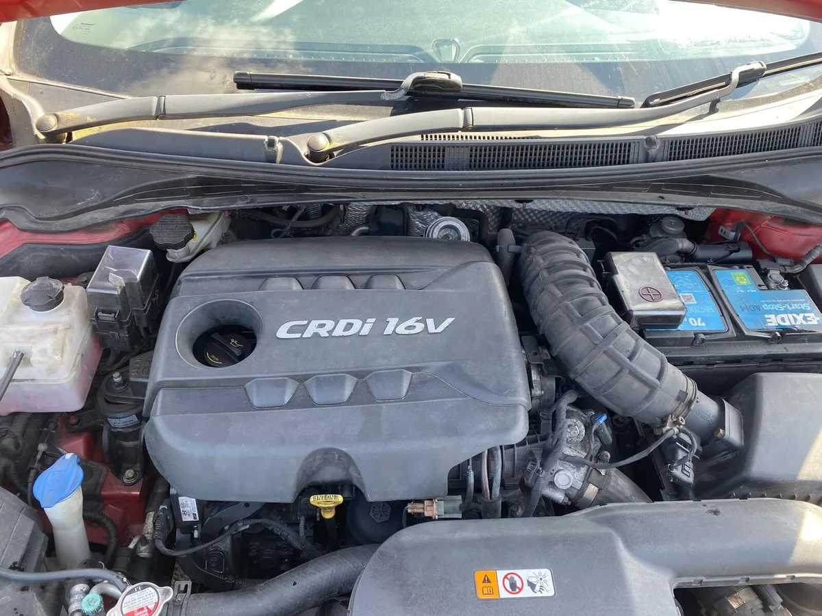 2013 hyundai i40 parts 1.7 - Image 4