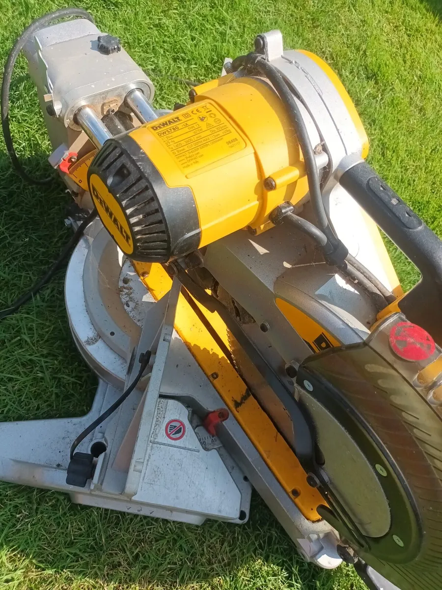 DEWALT Mitre Saw - Image 2