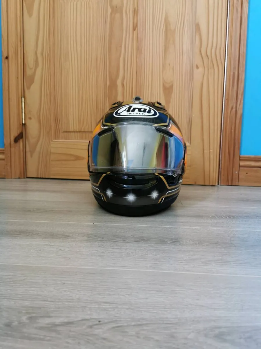 Premium bike gear - Arai helmet/Alpinestars jacket - Image 4