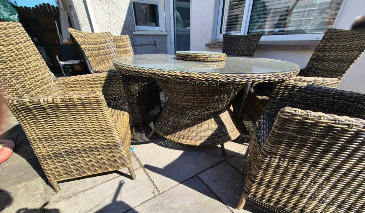 6 seater rattan garden set - Image 3