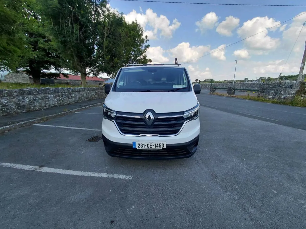 Renault traffic - Image 2
