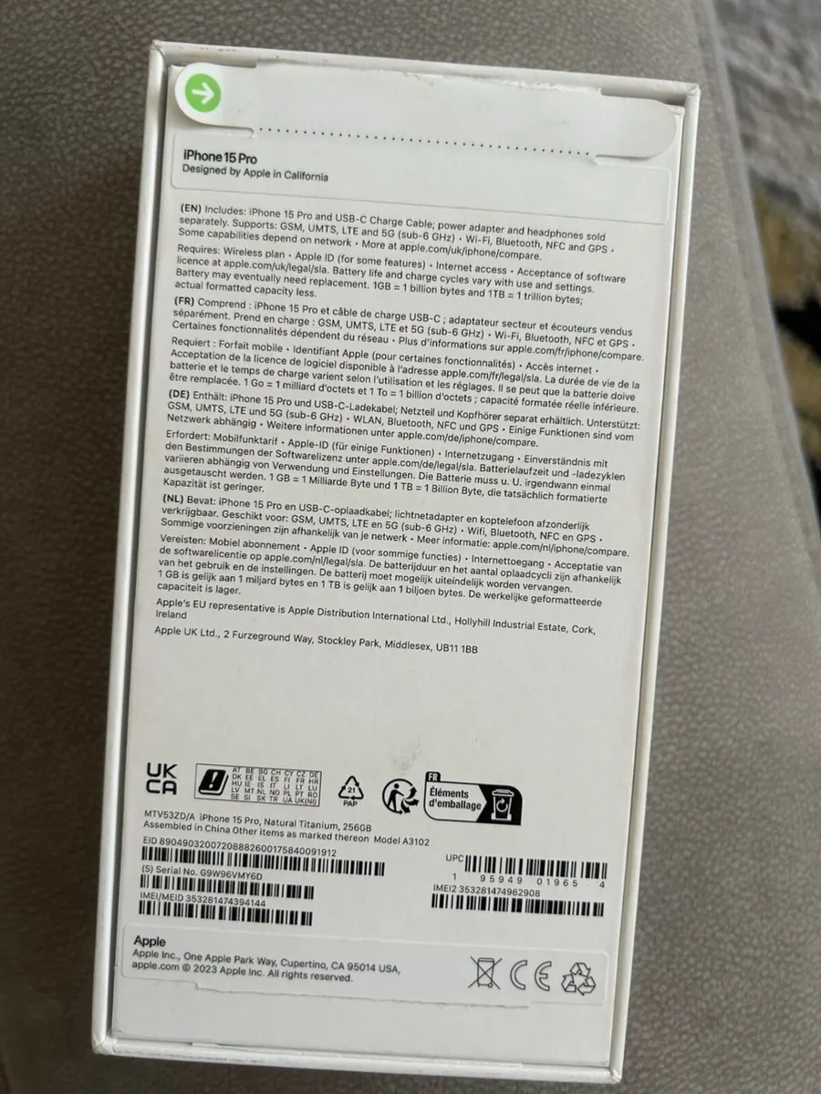 iPhone 15 Pro - Image 2
