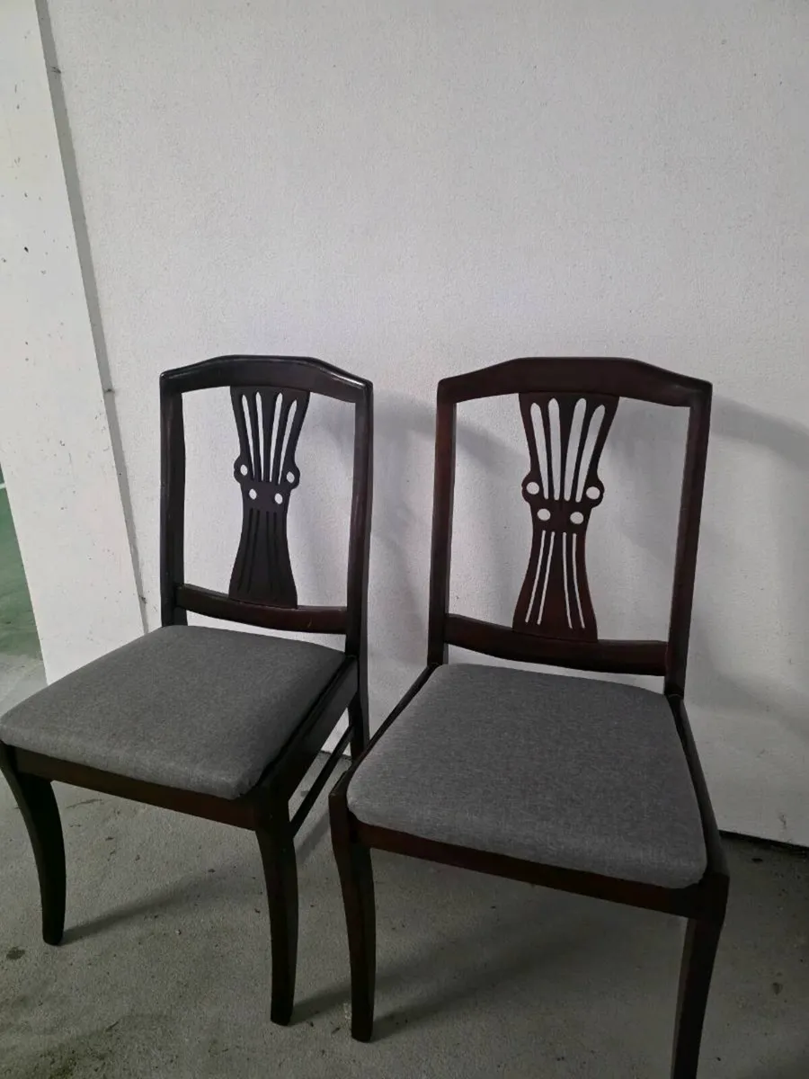 4 chairs - Image 3