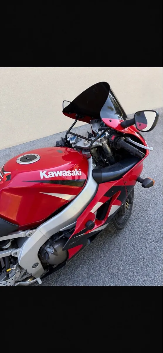 Kawasaki Zx-6R - Image 2