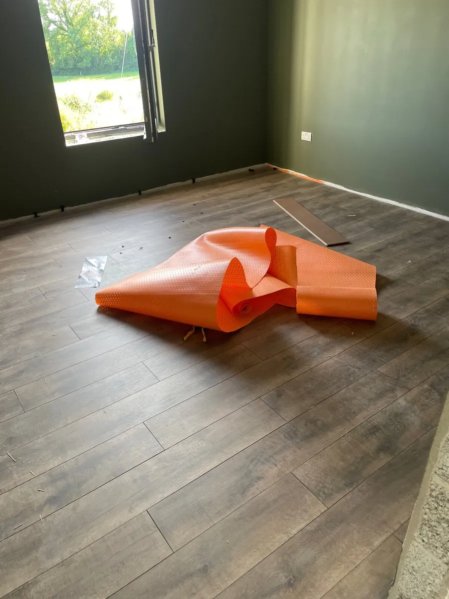 Laminate flooring new ( 37 boxes) - Image 2