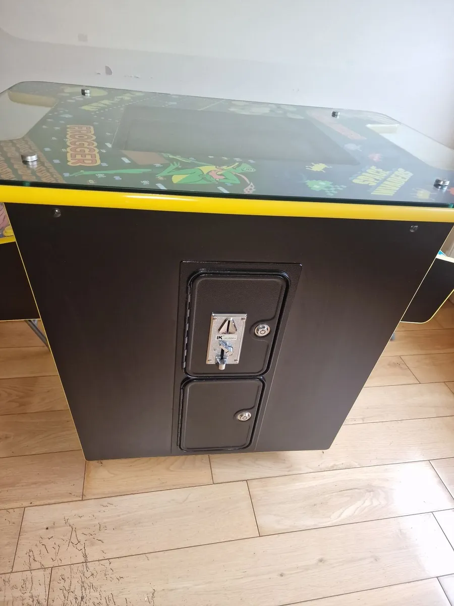 Gaming tables - Image 4