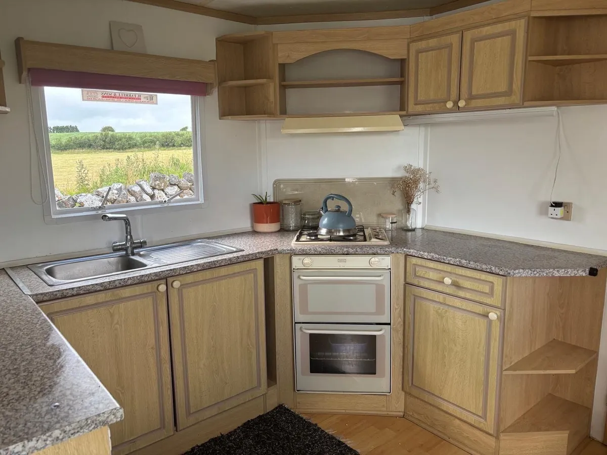 Mobile Home - Image 3