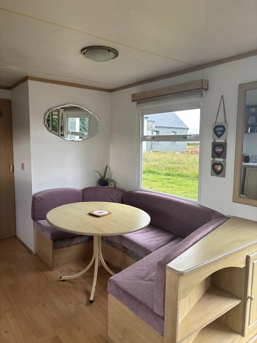 Mobile Home - Image 4