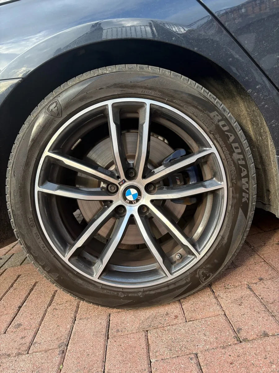 18 inch BMW alloys 662m for 5 Series - Image 1