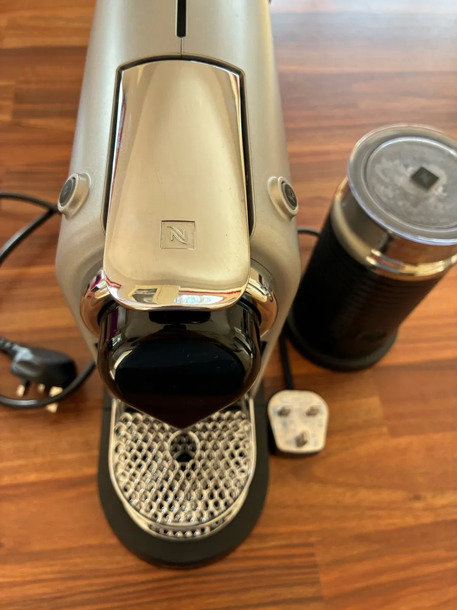 Krups coffee machine and milf frother - Image 2