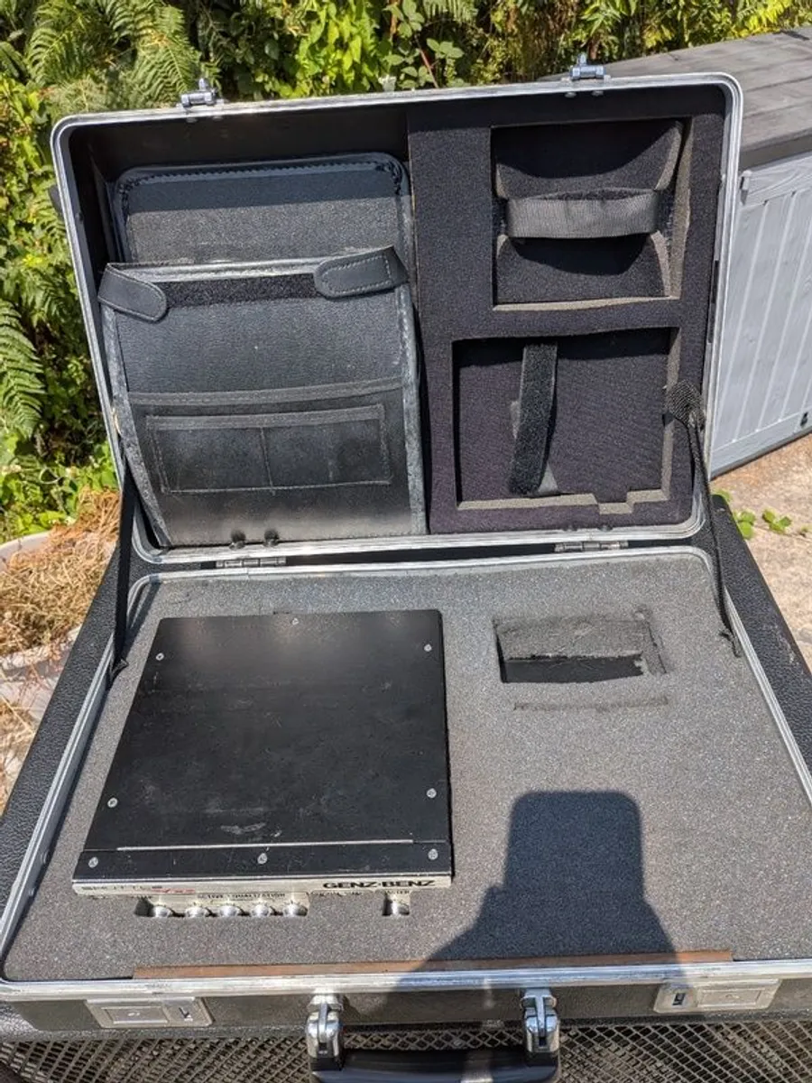 Genz-Benz Shuttle 3.0 Bass Head + Peavey 410/210 TVX Cabs, Full Stack (One Owner), Sale or Swap for Banjo/Bouzouki - Image 3