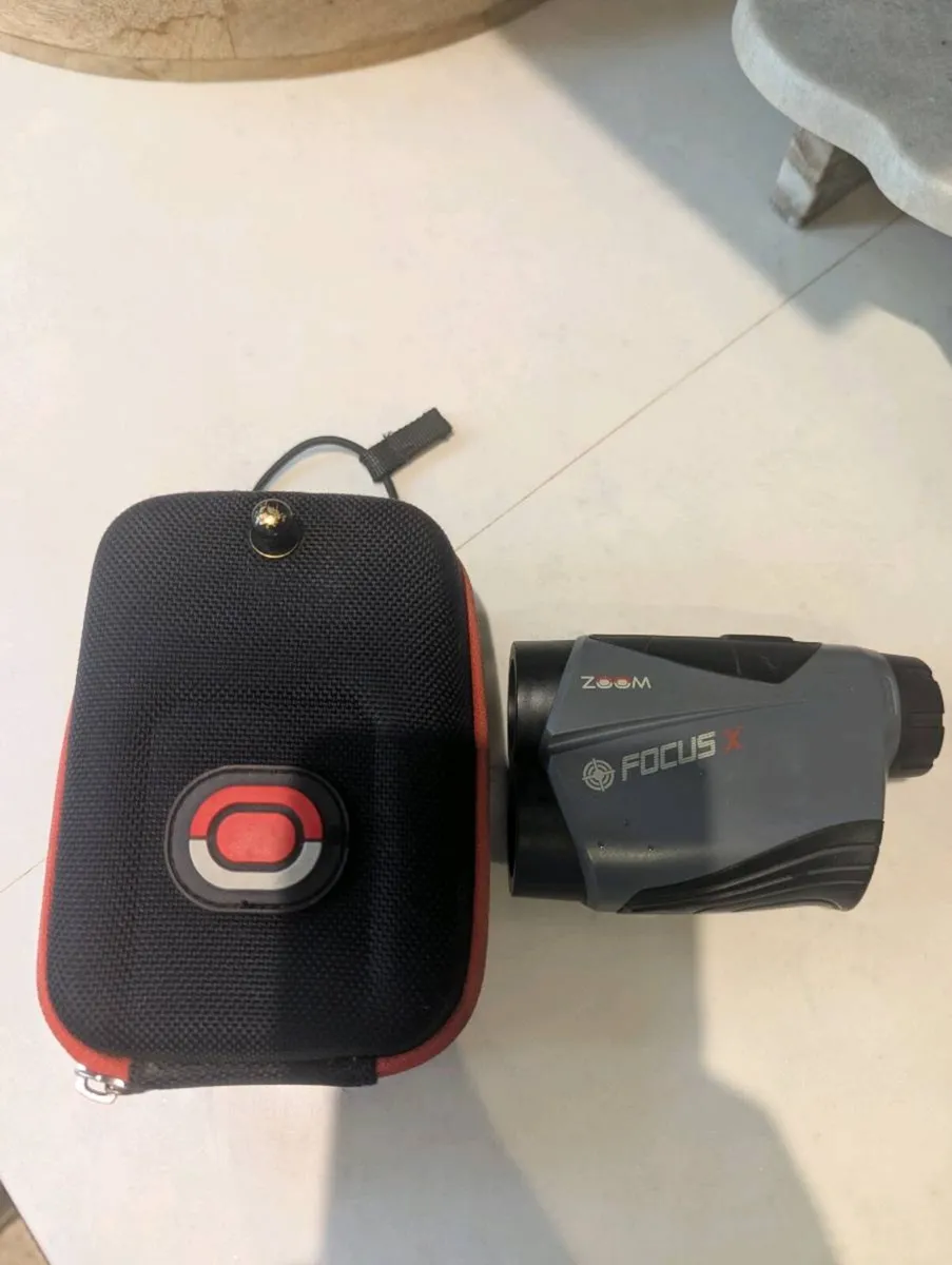 ZOom X Golf Rangefinder - Image 1