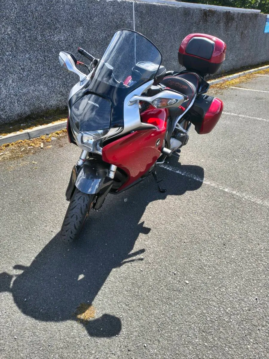 2012 Vfr1200f - Image 1