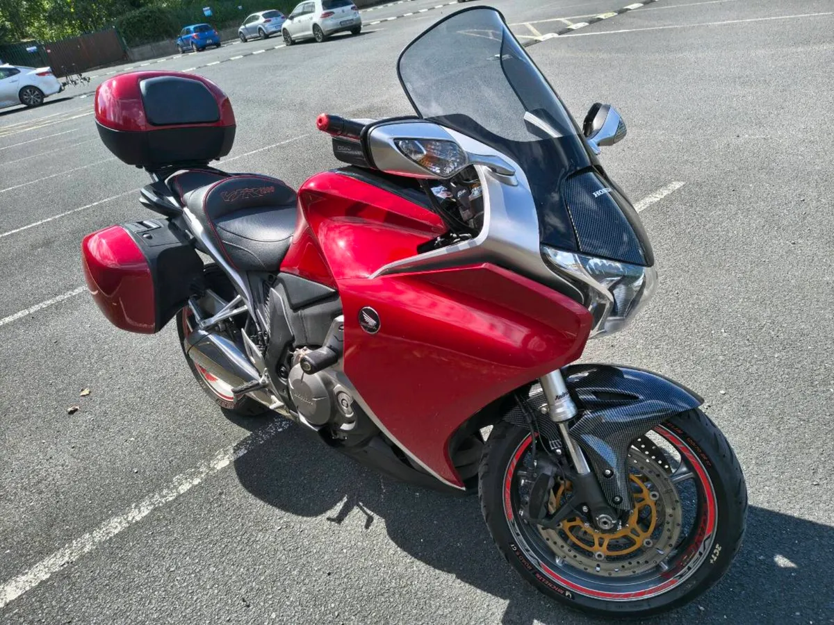 2012 Vfr1200f - Image 4
