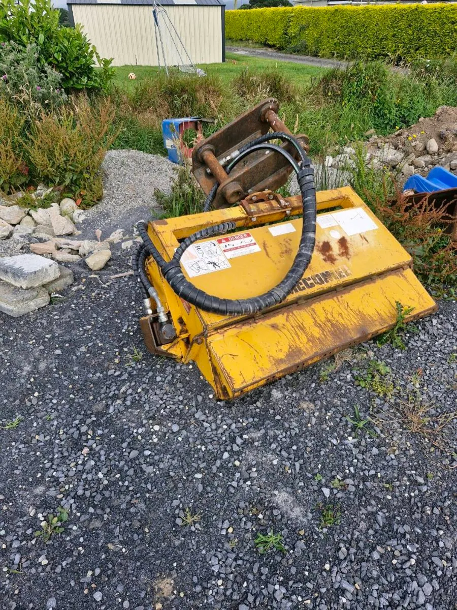 McConnell 4ft 4 flail head suit 13 ton digger - Image 1