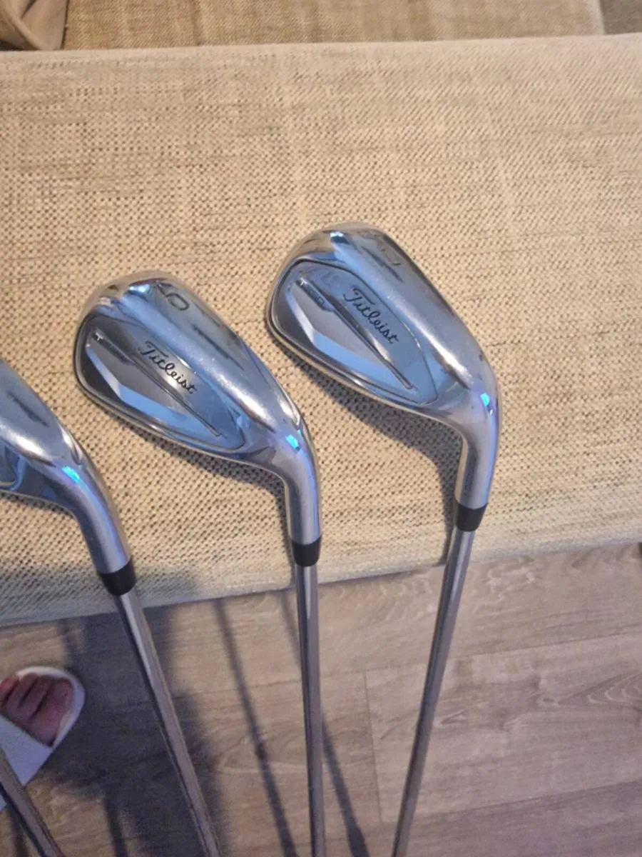 Titlest t350 irons part trade welcome - Image 3