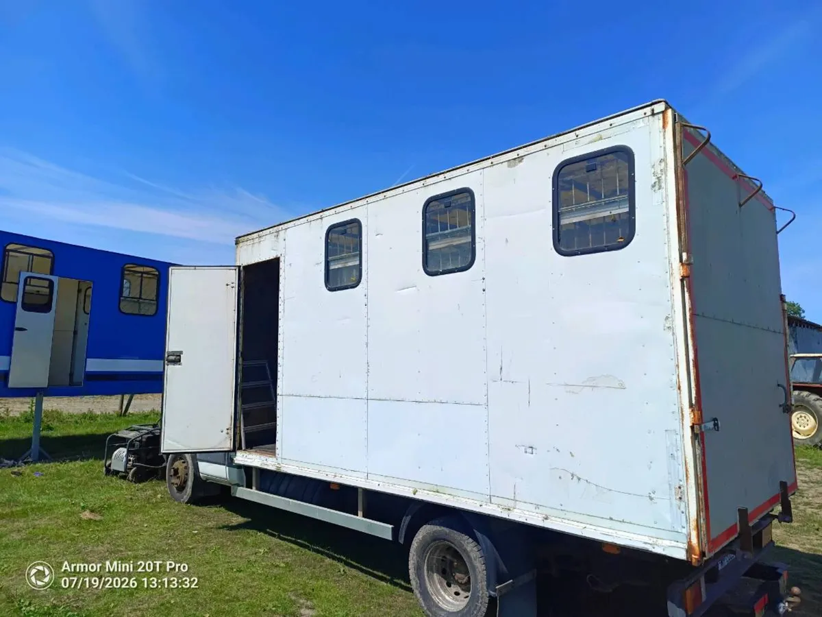16 ft horse box body - Image 3