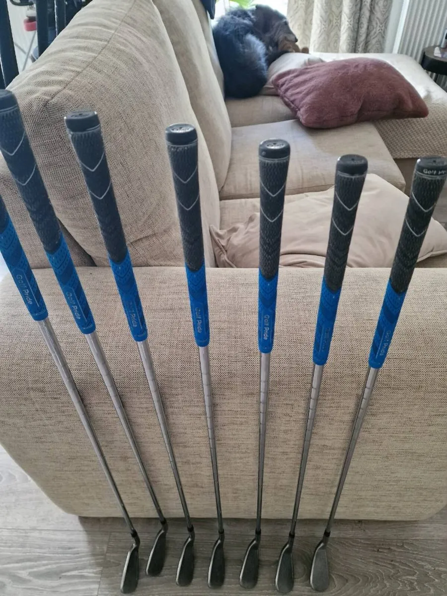 Ping g irons. - Image 4