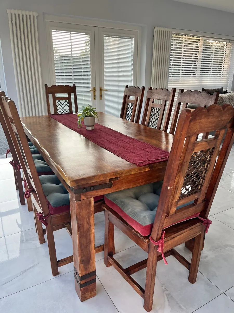Dining table with 8 chairs - Image 2