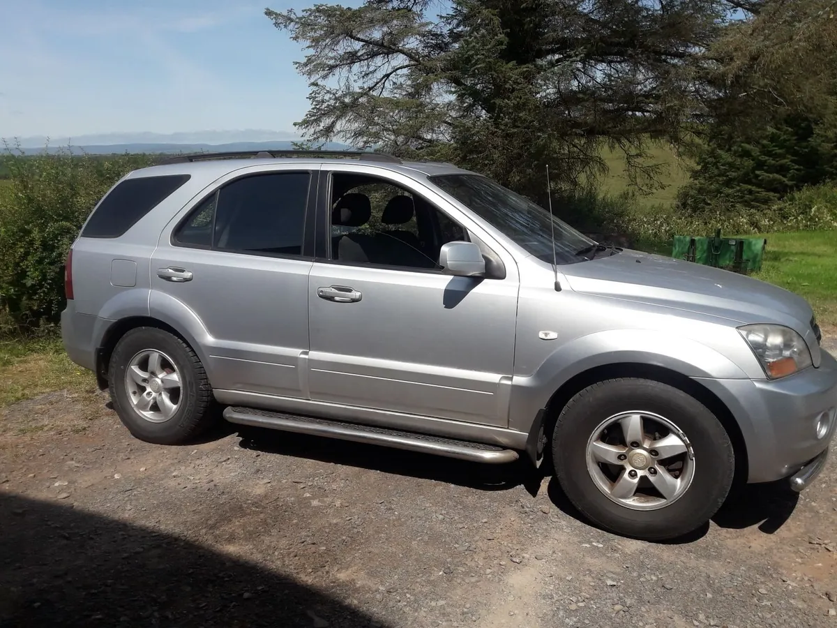 Kia Sorento 2008 - Image 2