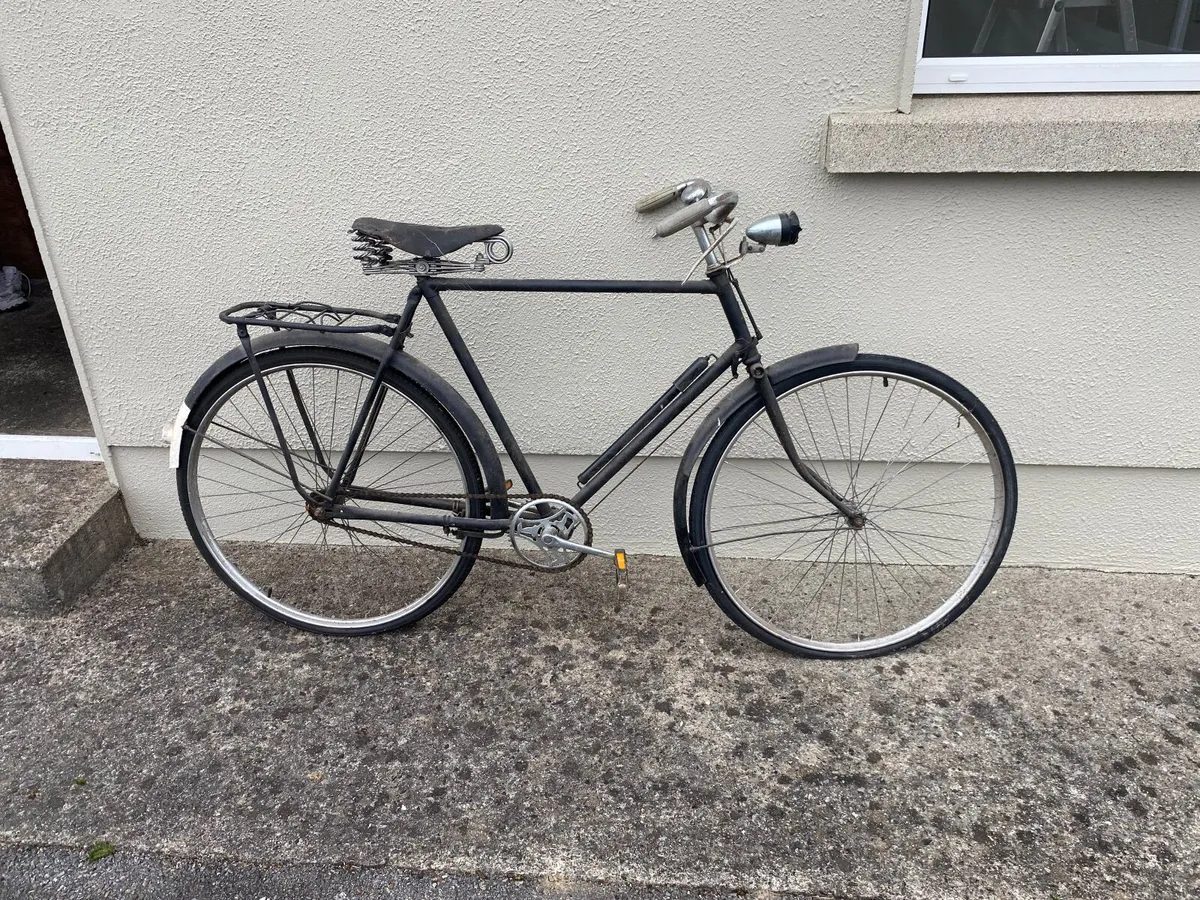 High Nelly bike - Image 1