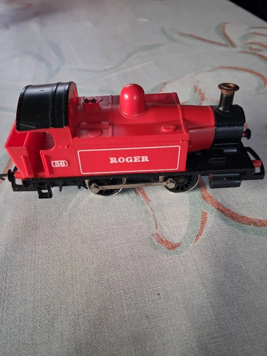 HORNBY LIMA TRAIN - Image 1