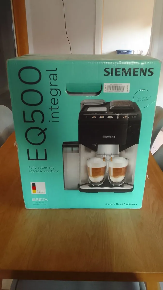 New - Siemens EQ500 Fully Automatic Coffee Machine - Image 3