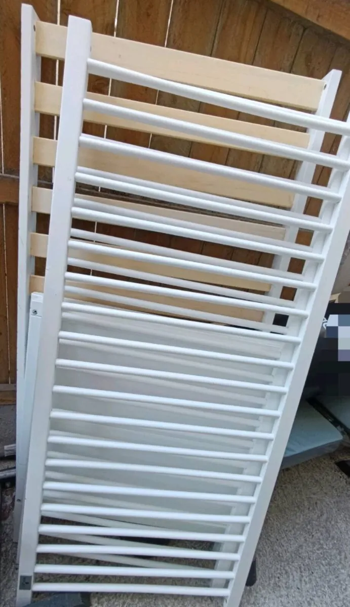 Cot/toddler bed - Image 2