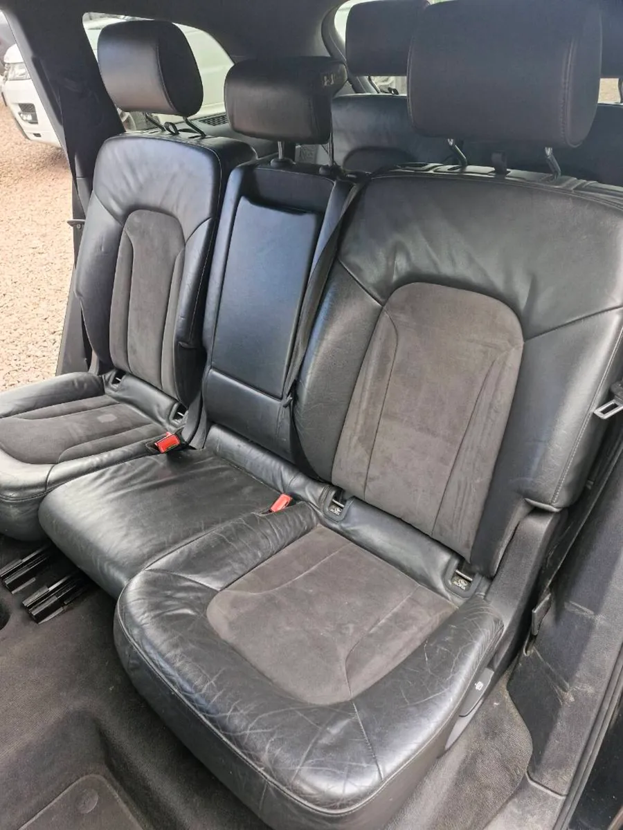Audi q7  s line quattro crew cab  237 bhp - Image 4