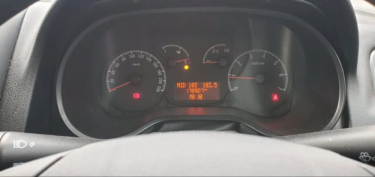 Opel Combo 2017 - Image 2