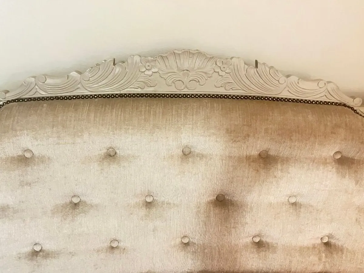 French style sofa - Image 3