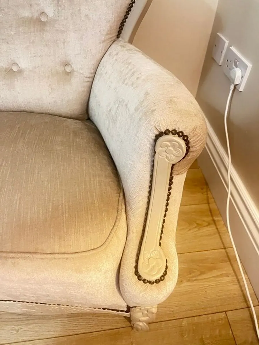 French style sofa - Image 4