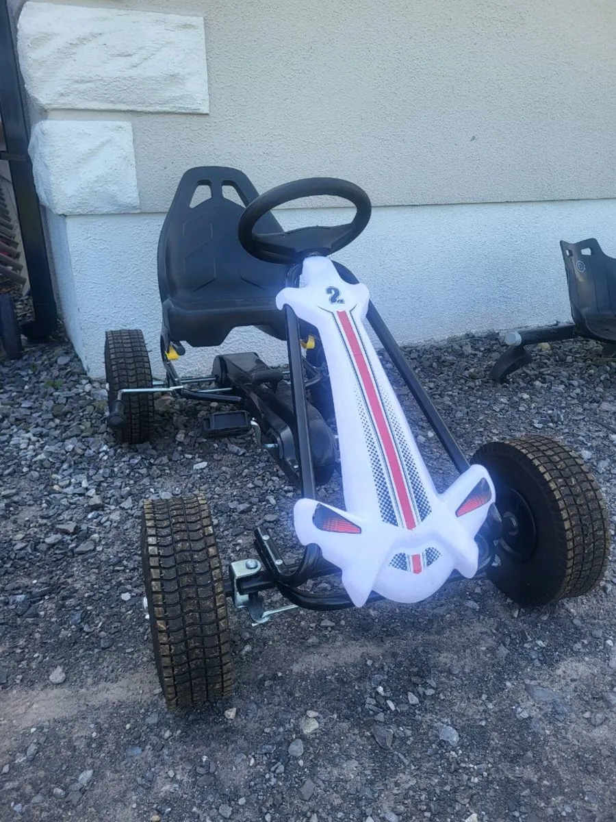 Outdoor Ride-ons - Image 1
