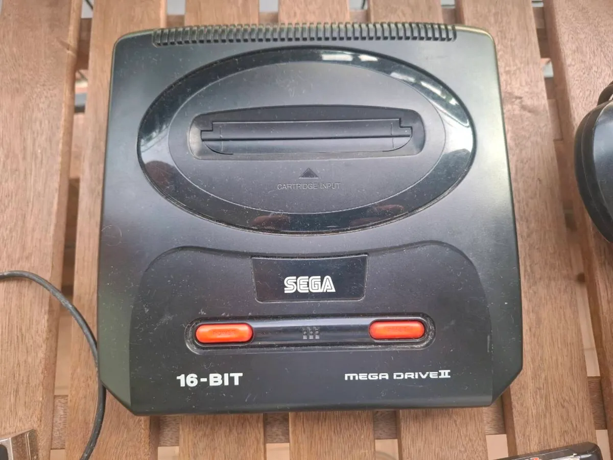 Sega Megadrive 2 Bundle (Spares/Repair) - Image 2