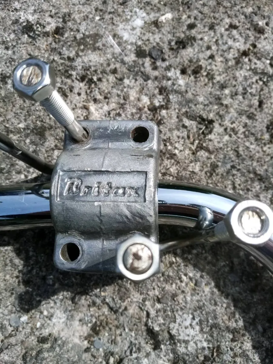 Triumph parts/exhausts - Image 3