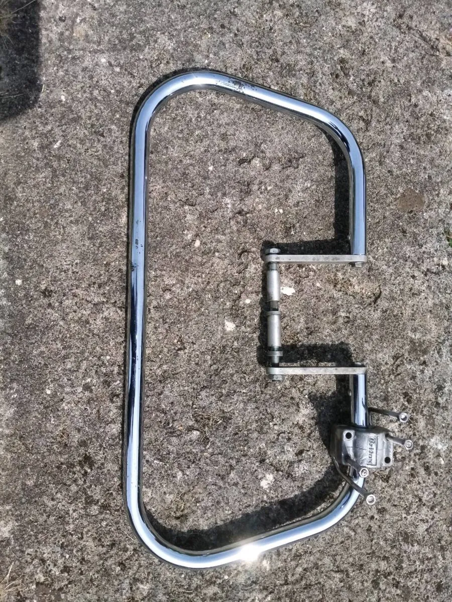 Triumph parts/exhausts - Image 4