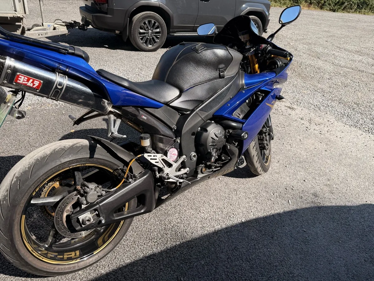 Yamaha 2007 4C8 R1 - Image 4