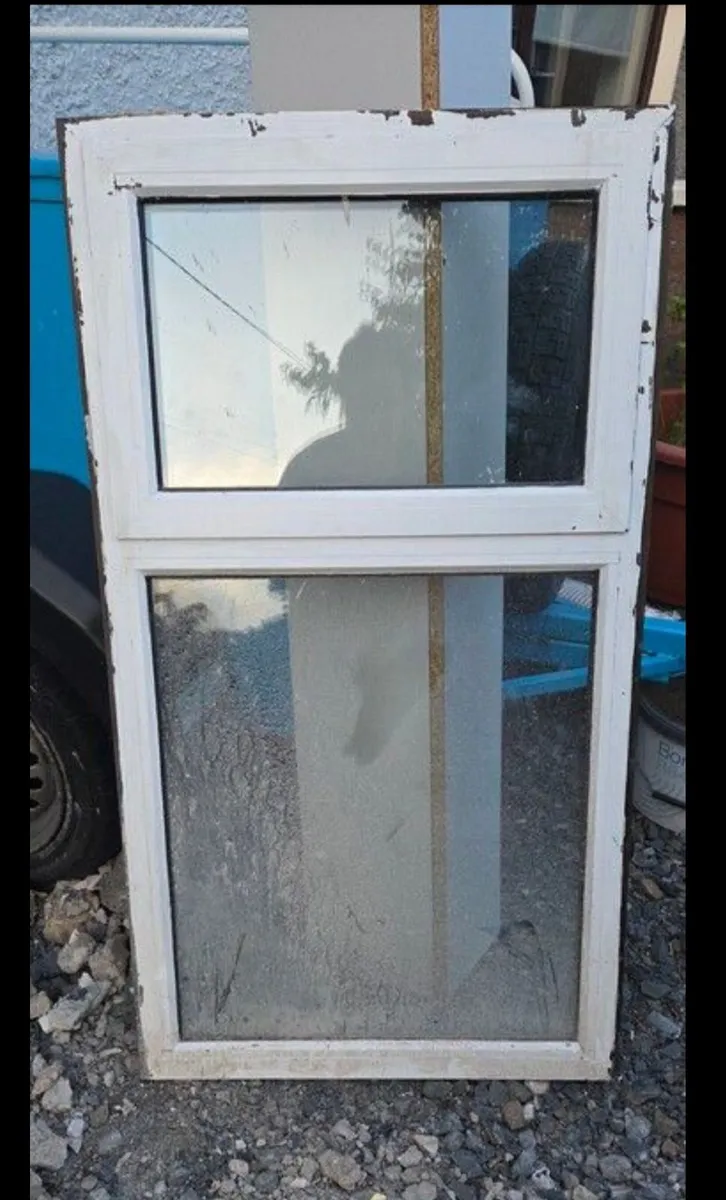 Aluminum window - Image 1