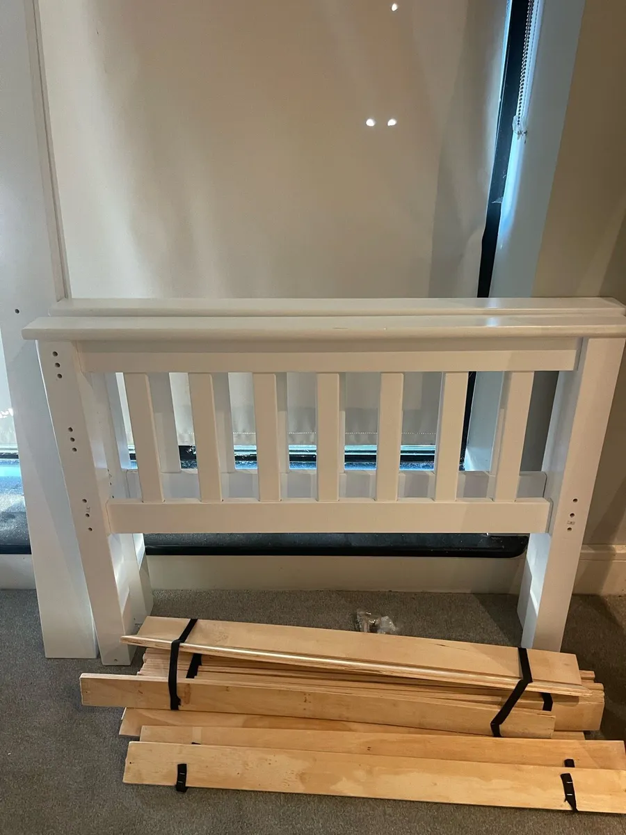Gorgeous Good Quality White Wooden Single Bed - Image 2
