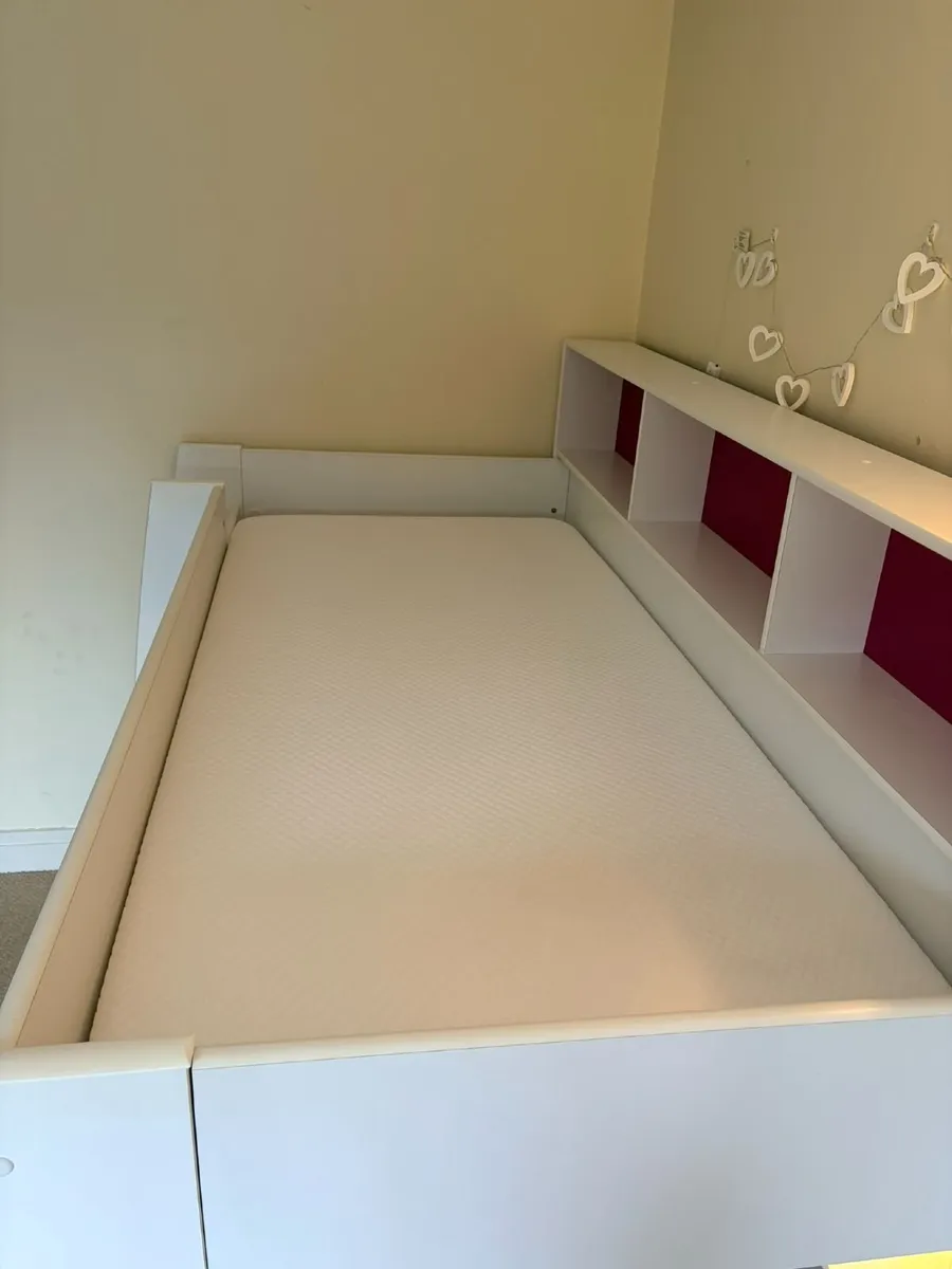 LEO white bunk bed with shelving - Image 3